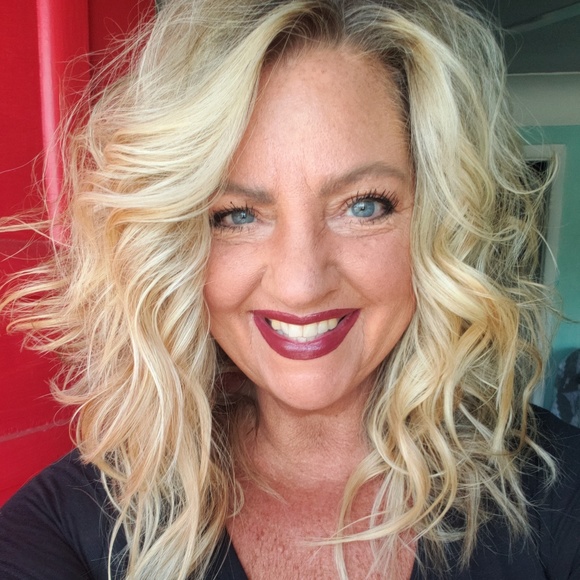 Meet your Posher, Dixie - Picture 1 of 1